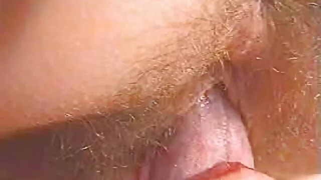 Boyfriend's Dick dans la cuisine porn Gets Sucked By Young Black Girl In Awesome Shape