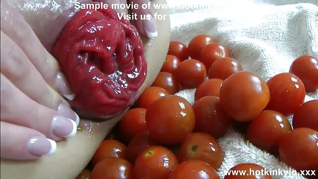 Two mature housewives are ready to passionately suck and lick film porno en cuisine the phallus of a black man who came