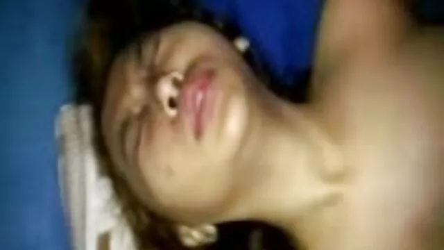 Asian Girl Gets Wet porno de cuisine Pussy To BF Power