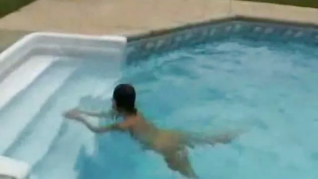 Young Asian slut porno arab cuisine posing seductively on webcam
